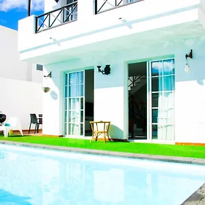 villa-tulipan.puertodelcarmen-hotels.org/